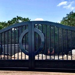 Custom Made Any designs and styles Driveway Iron Gates