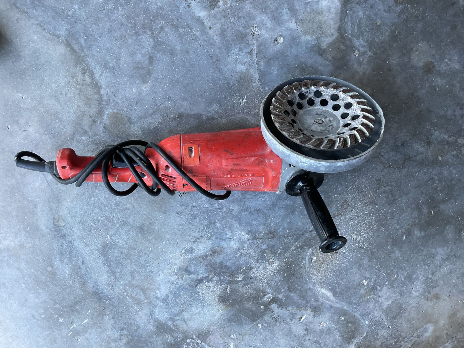Milwaukee Heavy Duty Grinder