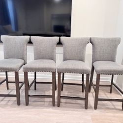 Set of 4 Lightly Used Island Chairs – Great Condition! 