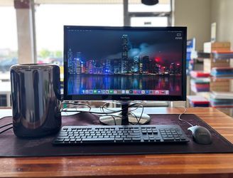 Apple Mac Pro Late 2013 3Ghz 8Core Xeon 64GB RAM 1TB AMD FirePro D500 6GB Graphics