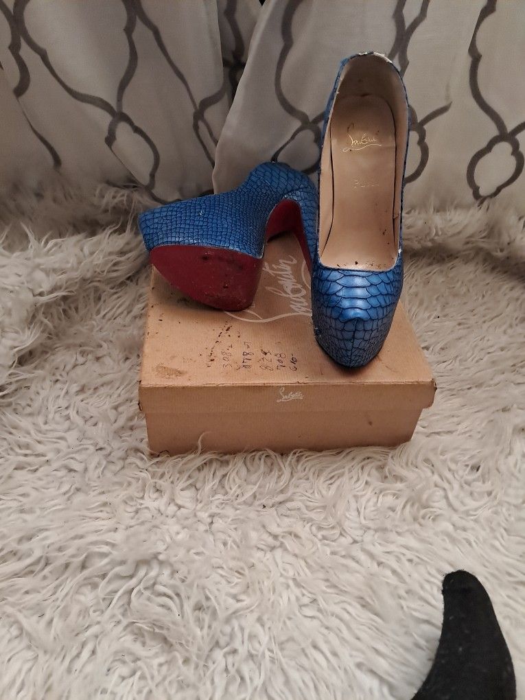Size.7 and a 1/2.