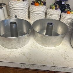 Cake pan