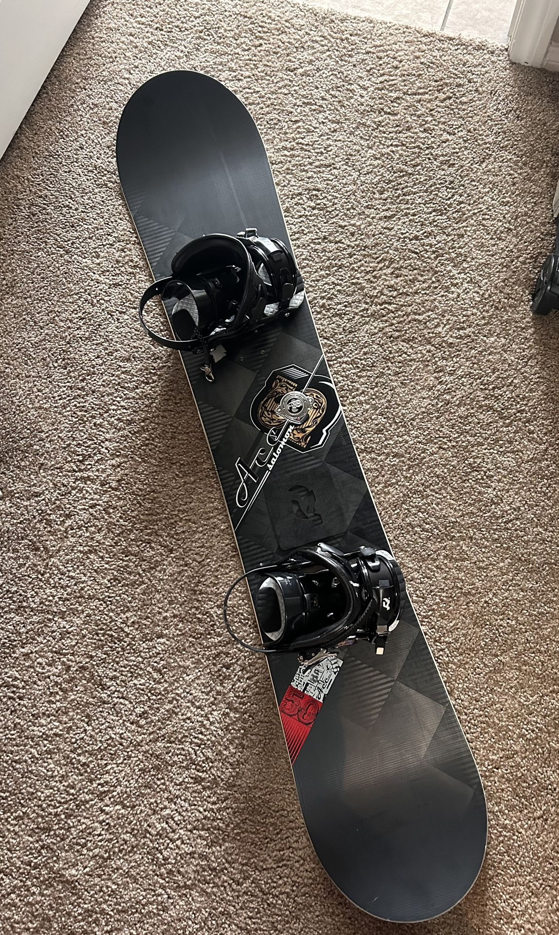 59’’ 2010 Salomon Ace Snow Board With bindings