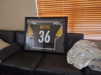 Framed Signed Jerome Bettis Jersey