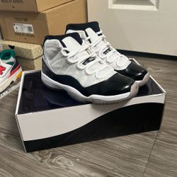 Jordan 11 Concord 