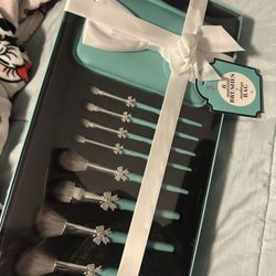 Makeup Brushes With Rhinestone Bows Set
