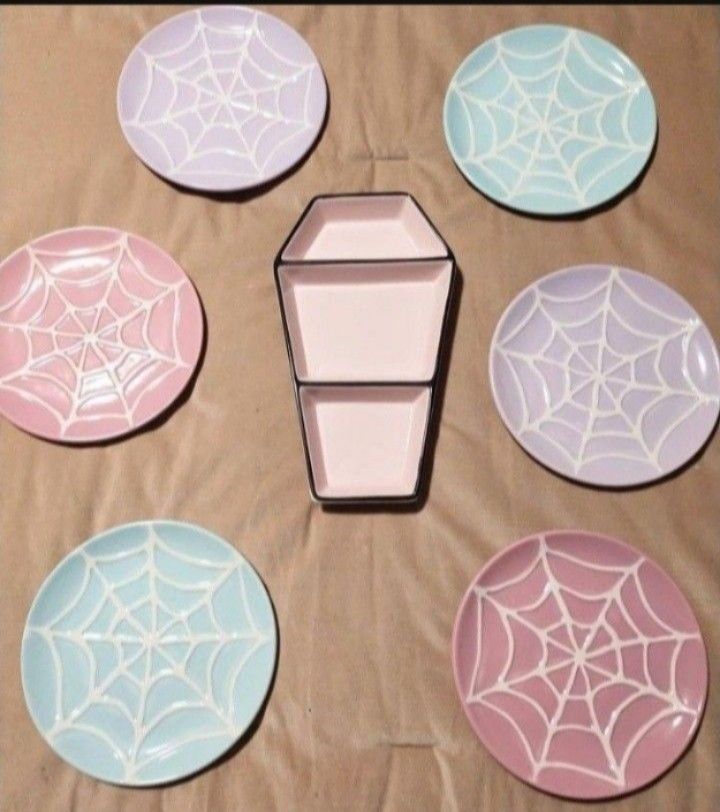 New Pastel Gothic Coffin Snack Tray & 6 Spiderweb Plates