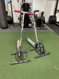2Bike/scooter Stands