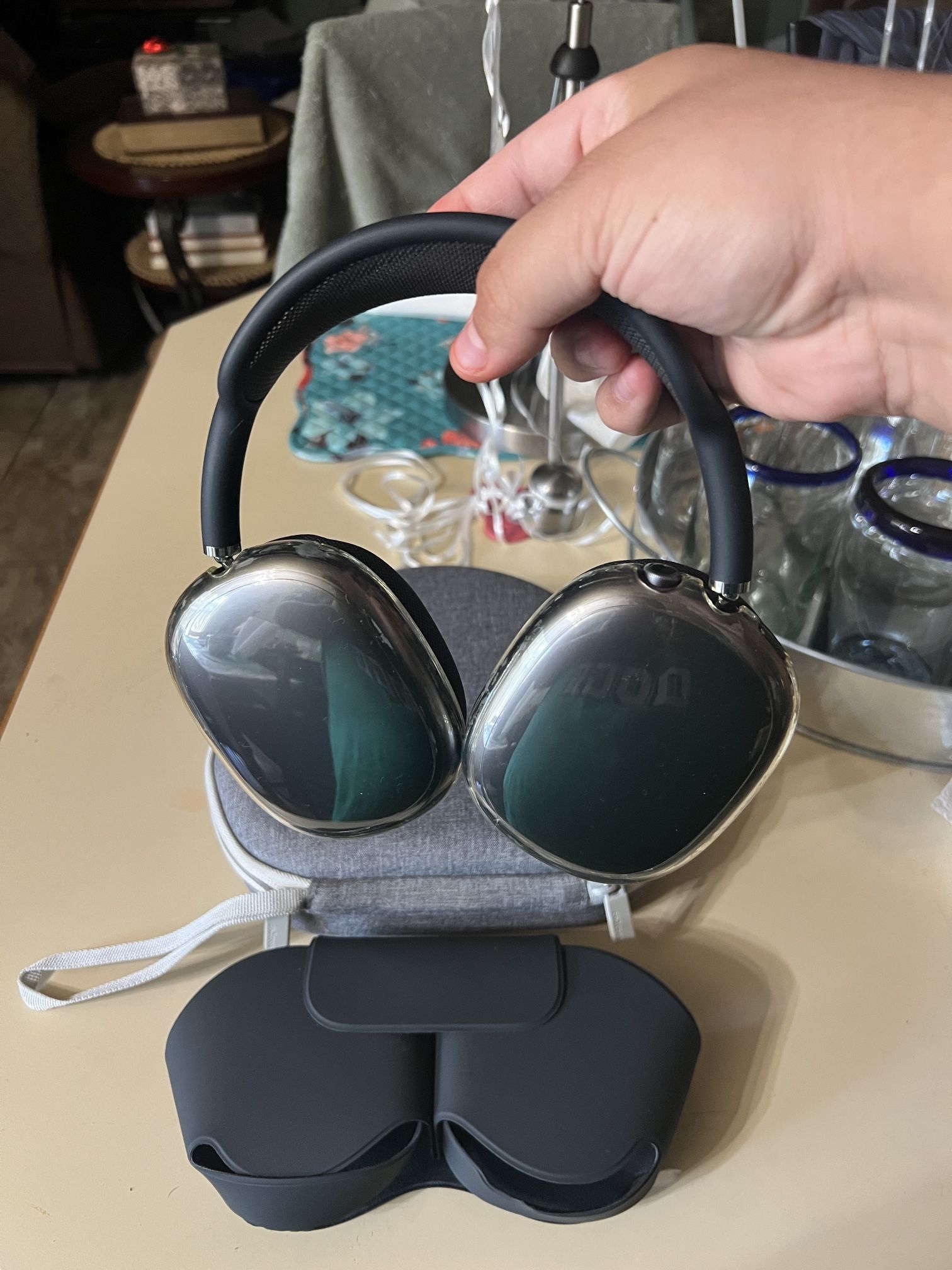 AirPods Max