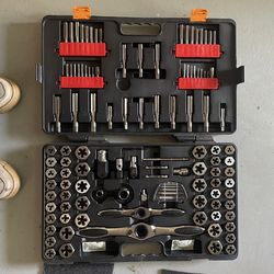 GEARWRENCH 114 Piece Ratcheting Tap and Die Set | SAE & Metric | 82812