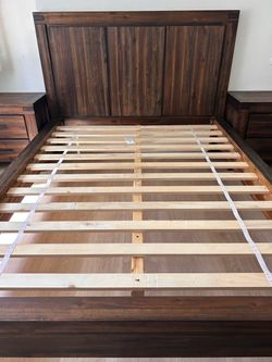 Macy’s Avondale Queen Bedroom Set (Dark Brown Wood)