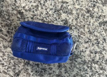 Supreme North Face Key Chain 