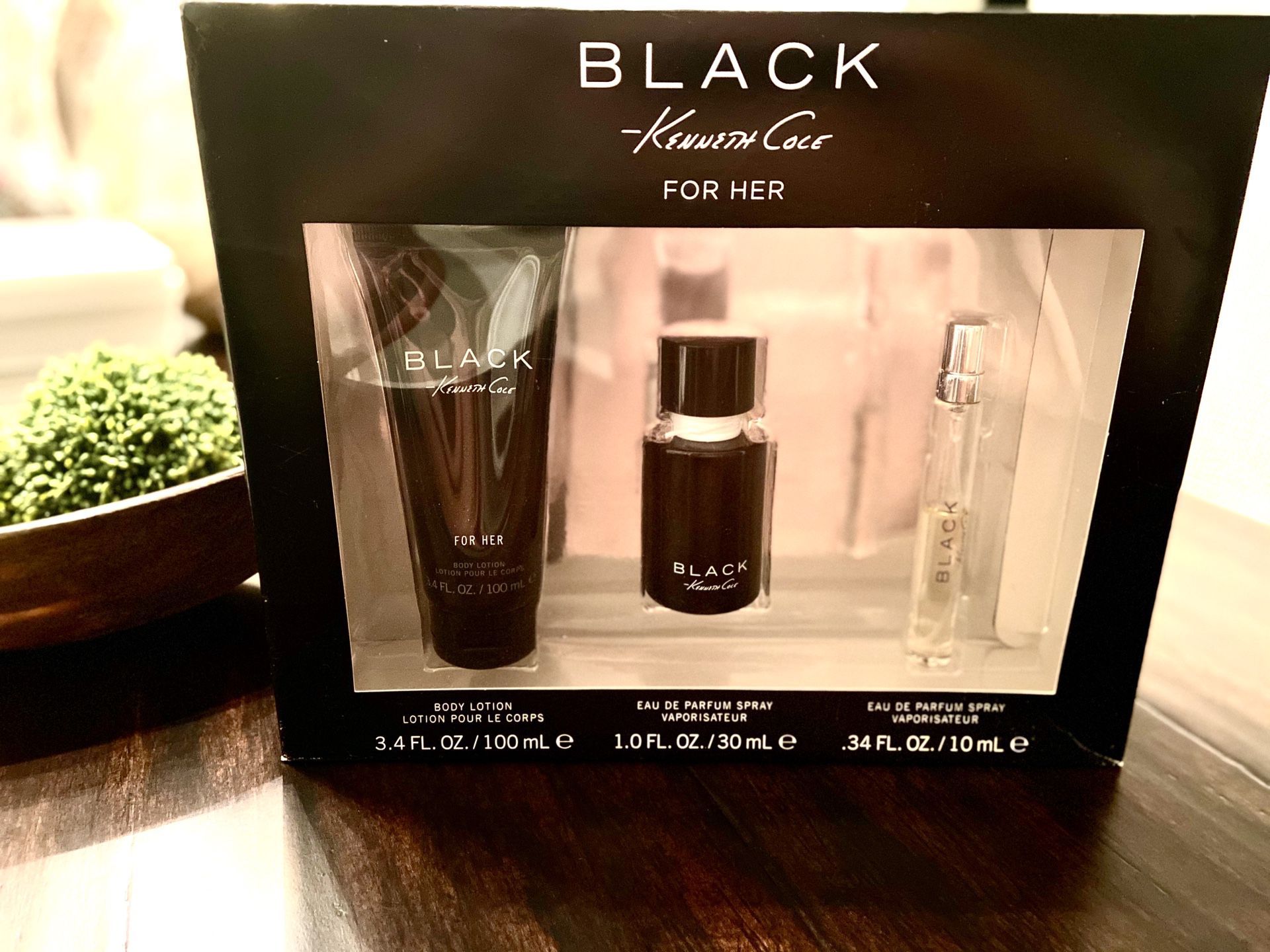 Kenneth Cole Black for Women Perfume