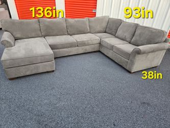 FREE DELIVERY Haverty's Couch Sofa Sectional Chaise 3 Piece