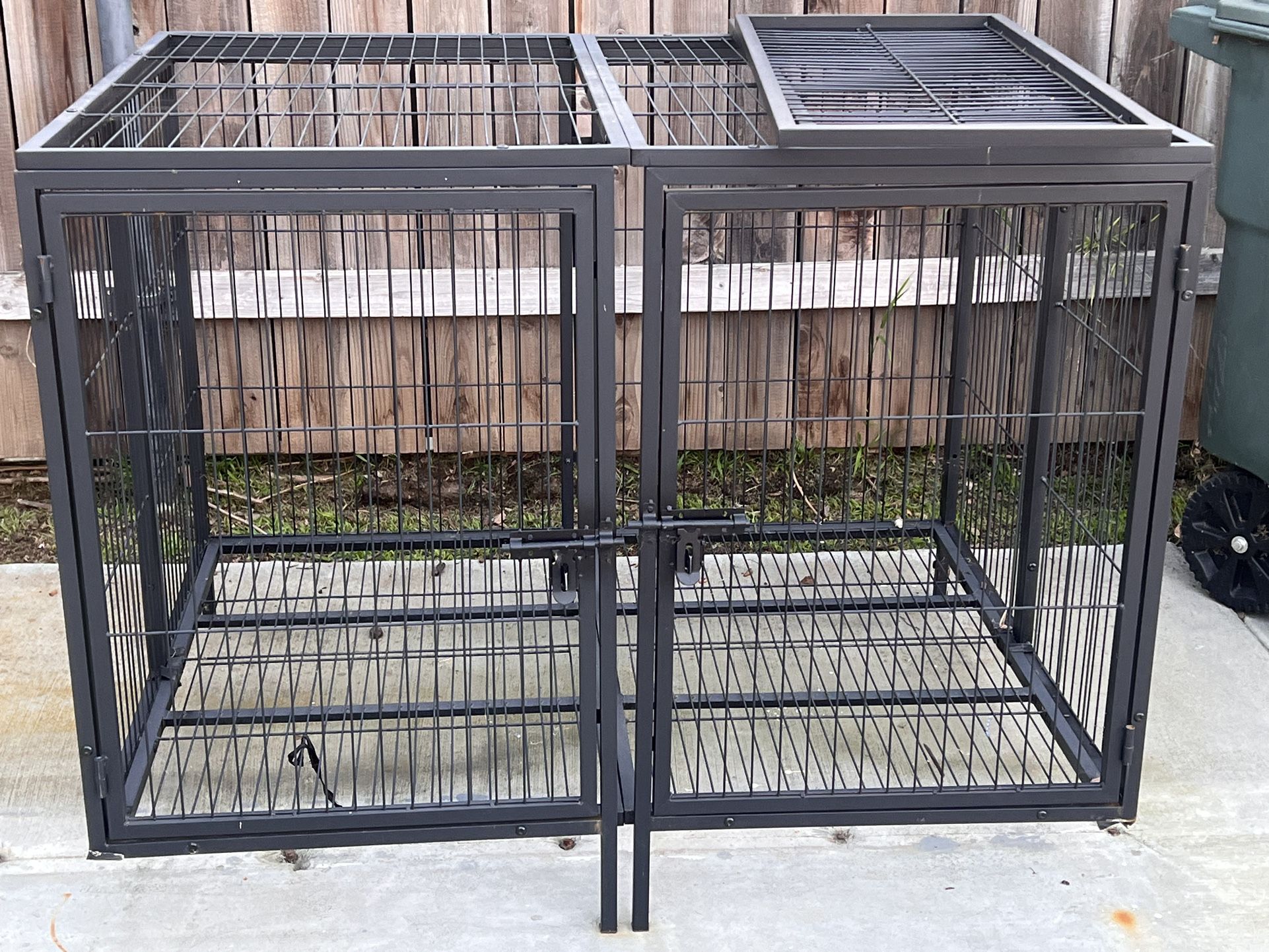 Large Dog Crate/Gimp Cage