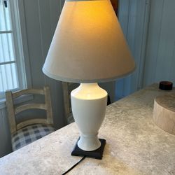Table lamp