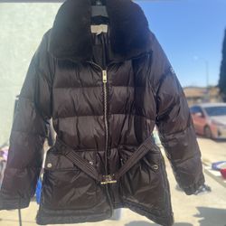 MICHAEL KORS WINTER JACKET LARGE