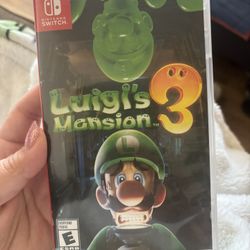 Luigi’s Mansion 3 Nintendo Switch Game