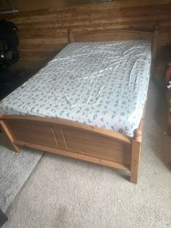 Bed frame & mattress