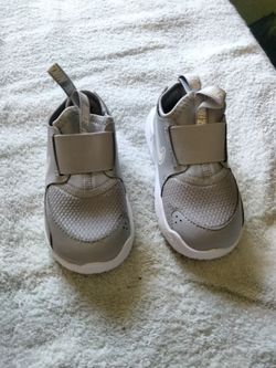 Boys shoes size 7c