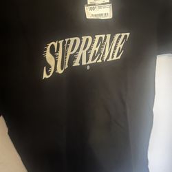 Supreme Shirt New Never Worn 