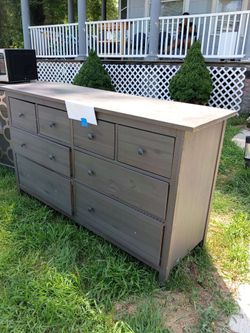 Dresser