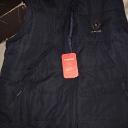 Mens Heated Vest Size XL Brand Mew With Battery 