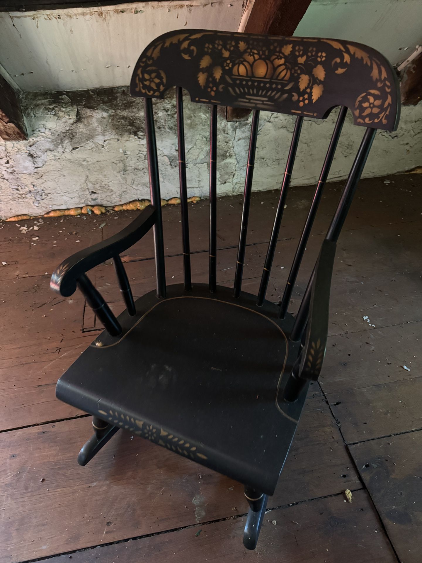 Vintage Stencilled Hitchcock Style Rocking Chair 