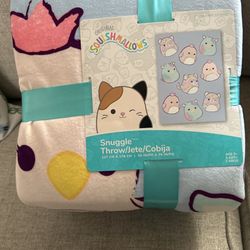 Squishmallows Snuggle Throw 
