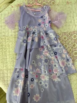 Isabella Child Costume