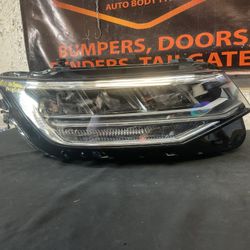 VW TIGUAN 2022-2024 RH HEADLIGHT OEM