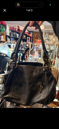 Adorable 2000s Black Fossil Shoulder Bag