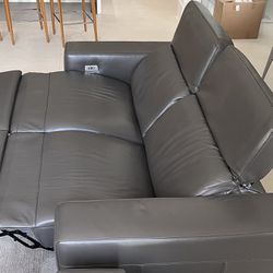 Leather Electric Recliner/ Sofa Reclinable Eléctrico 