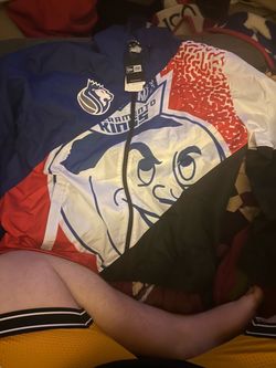 Men’s xl Sacramento kings windbreaker