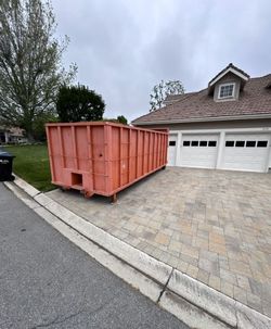 30-YARD DUMPSTER — BIG CLEANUP, BETTER RENTAL SAVINGS