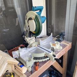 Makita Miter Saw 