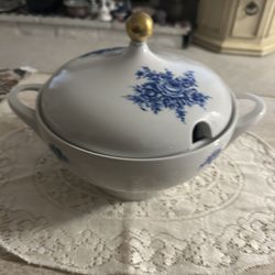 Large Bavarian Casserole Dish With Lid 