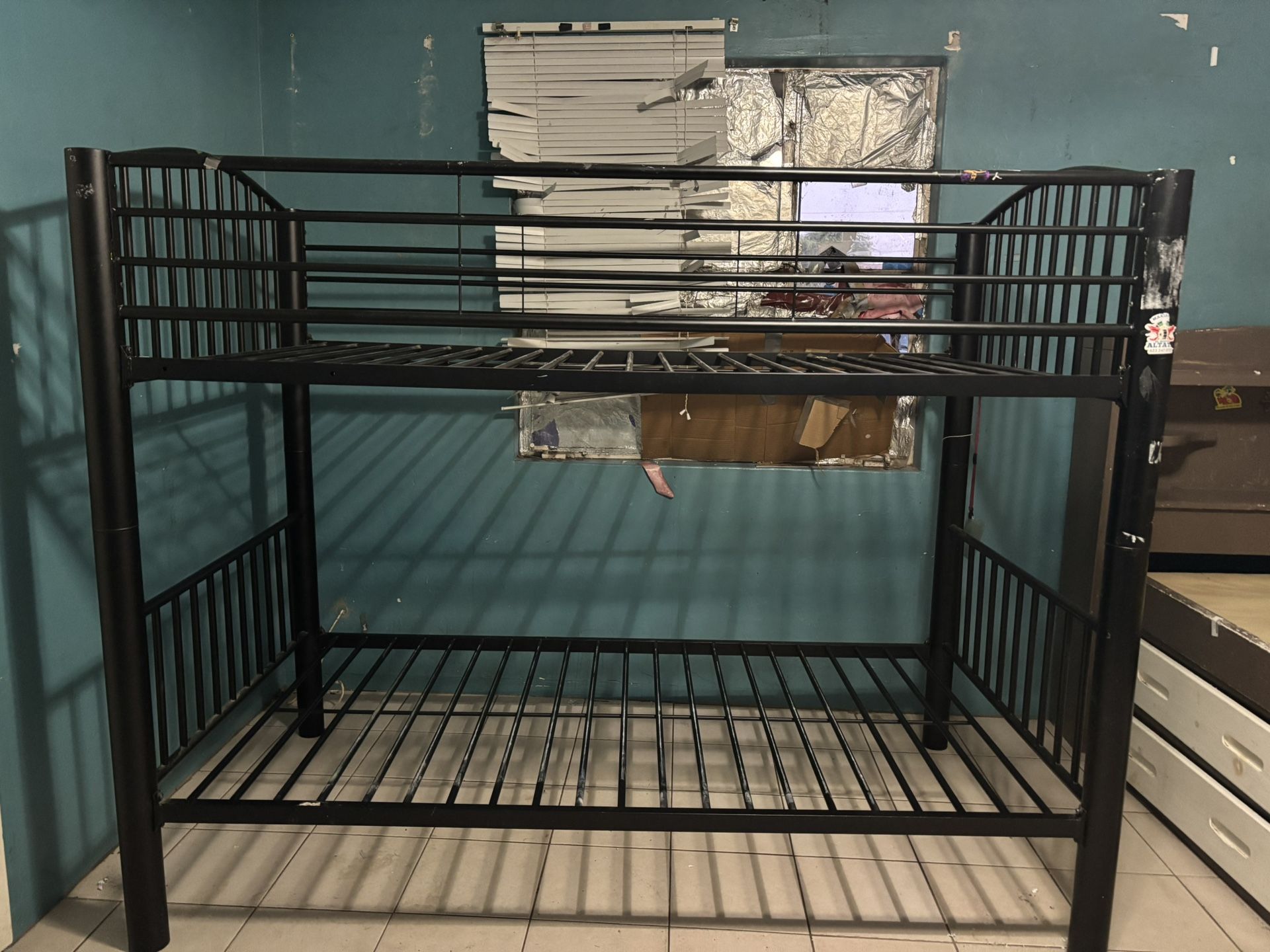 Twin Bunk Bed