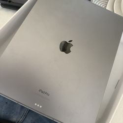 iPad Gen 6 For Sale 