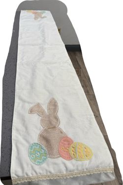 Easter Table runner
