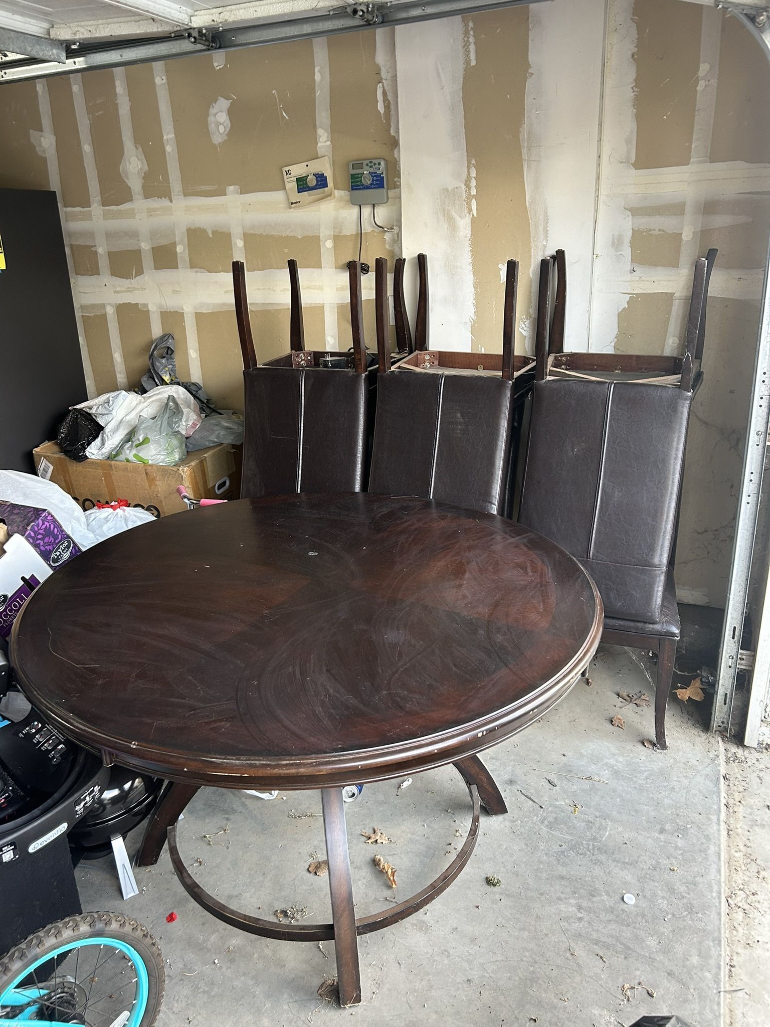Dining Table W 6 Chairs