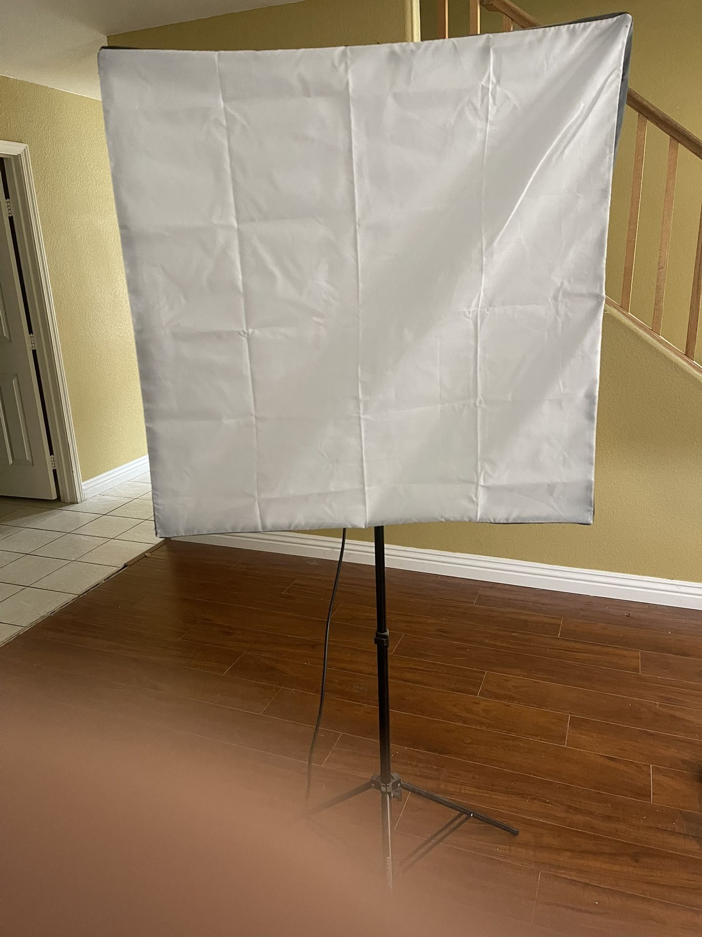 Neewer Portable Box Lights For Video And Photos