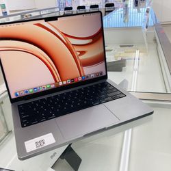 MacBook Pro M2 Pro 16gb Ram 512gb SSD 