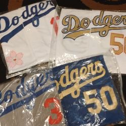Dodgers Jerseys.. Stitched.. Size M.L.Xl.2X
