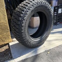 Brand New Goodyear Wrangler A/T 275/65R18
