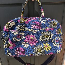 🌺 Vera Bradley Weekender Travel Bag – “Impressionista” Pattern 🌺