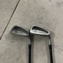 Titleist DCI irons 5/9 in right hand , graphite