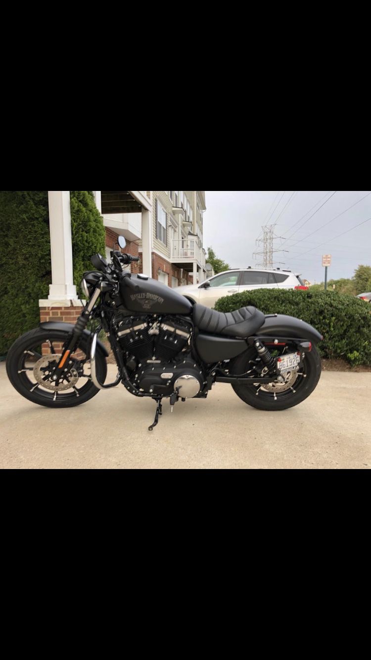 2018 Harley Davidson sportster 883 iron
