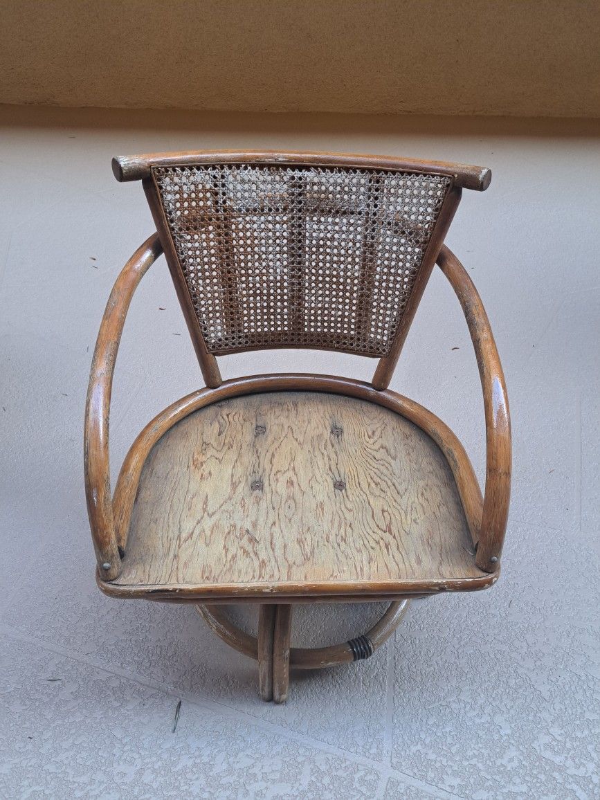 Gorgeous boho swivel chairs bamboo rattan Please Read Description