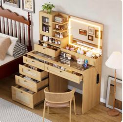 Makeup Vanity, Rattan Vanity with Charging Station with 6 Storage Drawers, Storage Shelves natural color  G-62